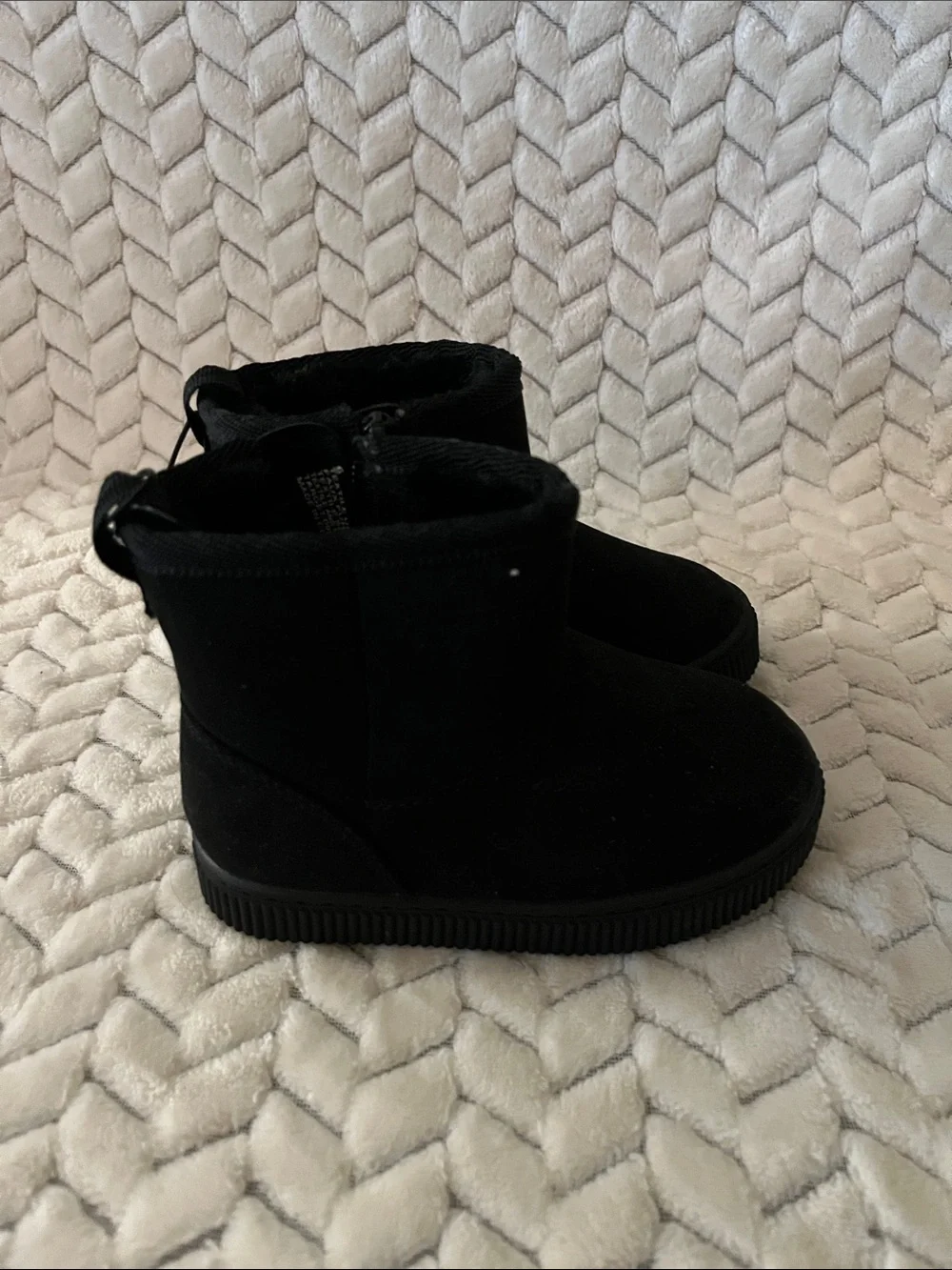 Kids Black Cozy Winter Boots